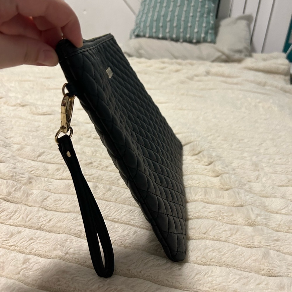 New Joan & David Makeup Bag - Picture 2 of 9